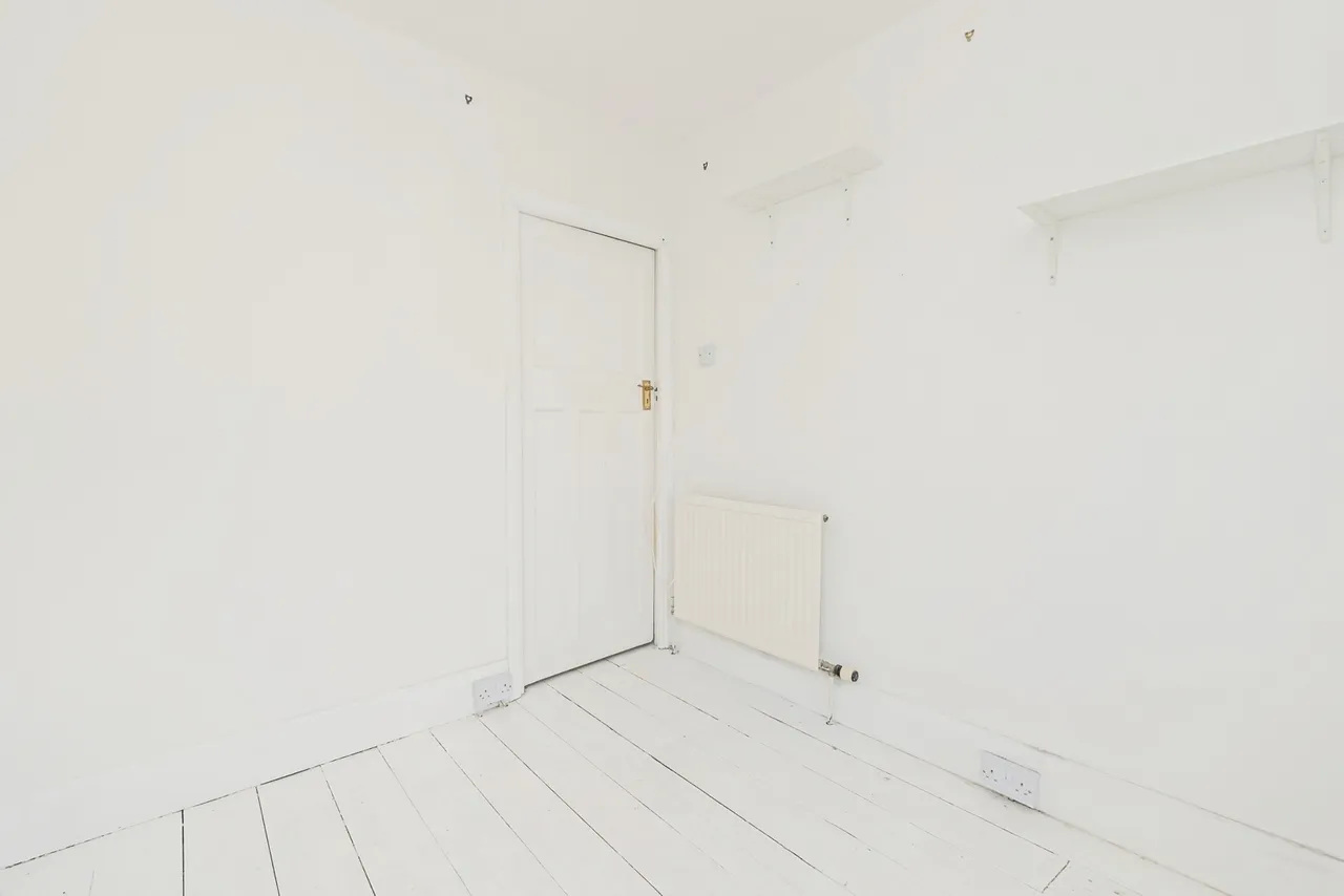 Sylvia Avenue, Bristol, Somerset, BS3, photo 12