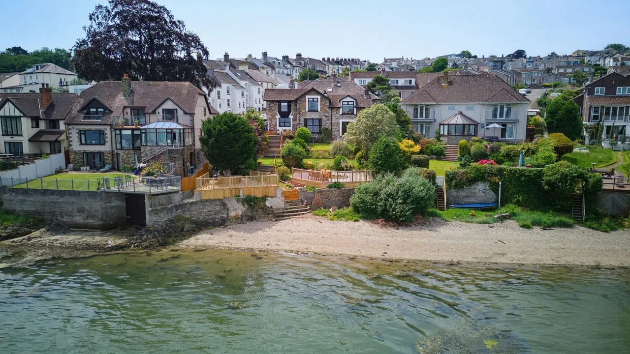 Old Ferry Road, Saltash, PL12, photo 30