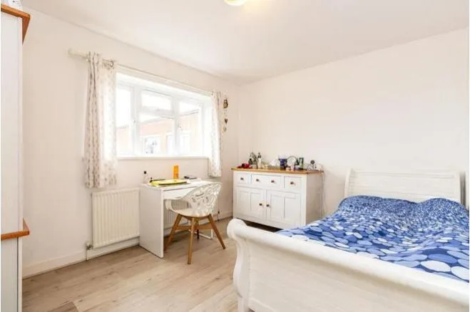 2 Brambledown Road, Wallington - London, photo 12