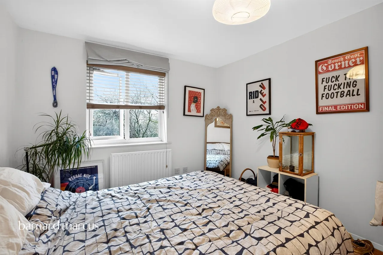 Bream Close, London, N17, photo 10