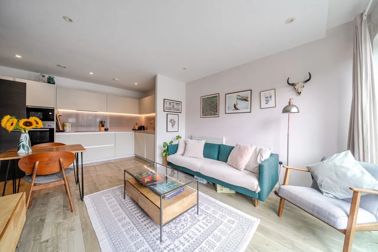 2 bed flat to rent — Station Approach, Sydenham, London, SE26