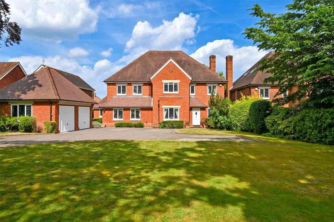 6 bed house for sale, St. Leonards Hill, Windsor, SL4