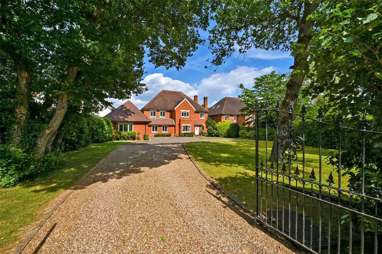 St. Leonards Hill, Windsor, SL4, photo 3