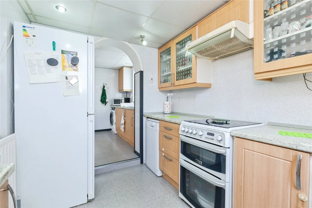Braunstone Lane, Braunstone Town, LE3, photo 8