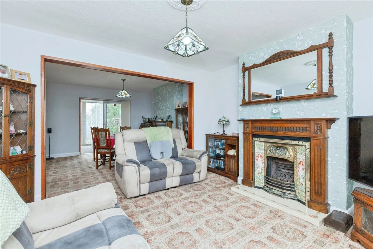Braunstone Lane, Braunstone Town, LE3, photo 2