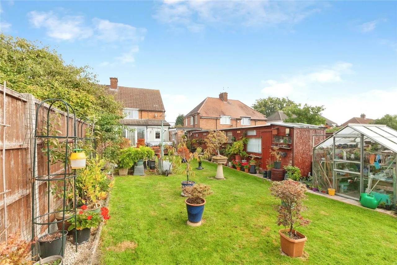 Braunstone Lane, Braunstone Town, LE3, photo 19