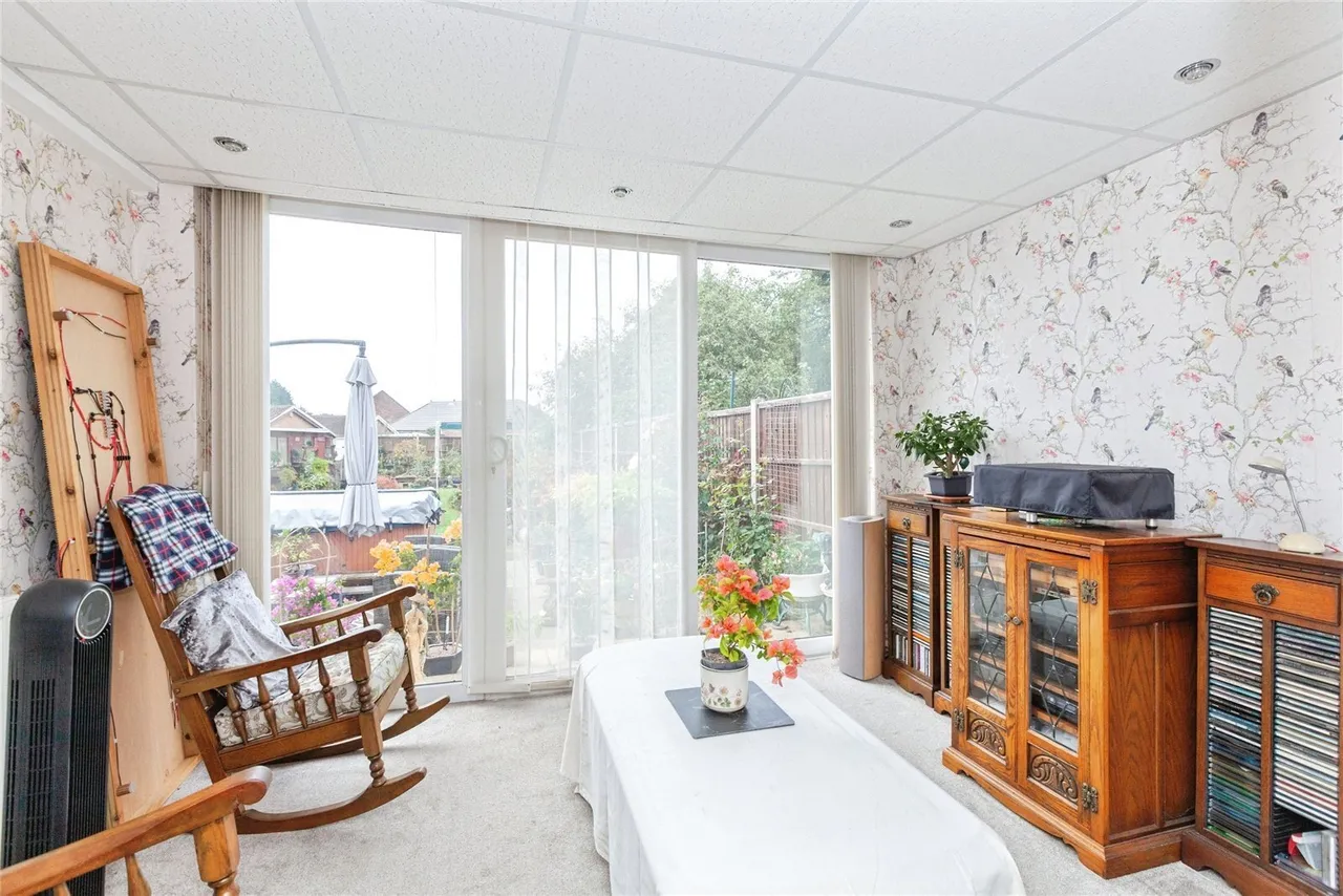 Braunstone Lane, Braunstone Town, LE3, photo 6