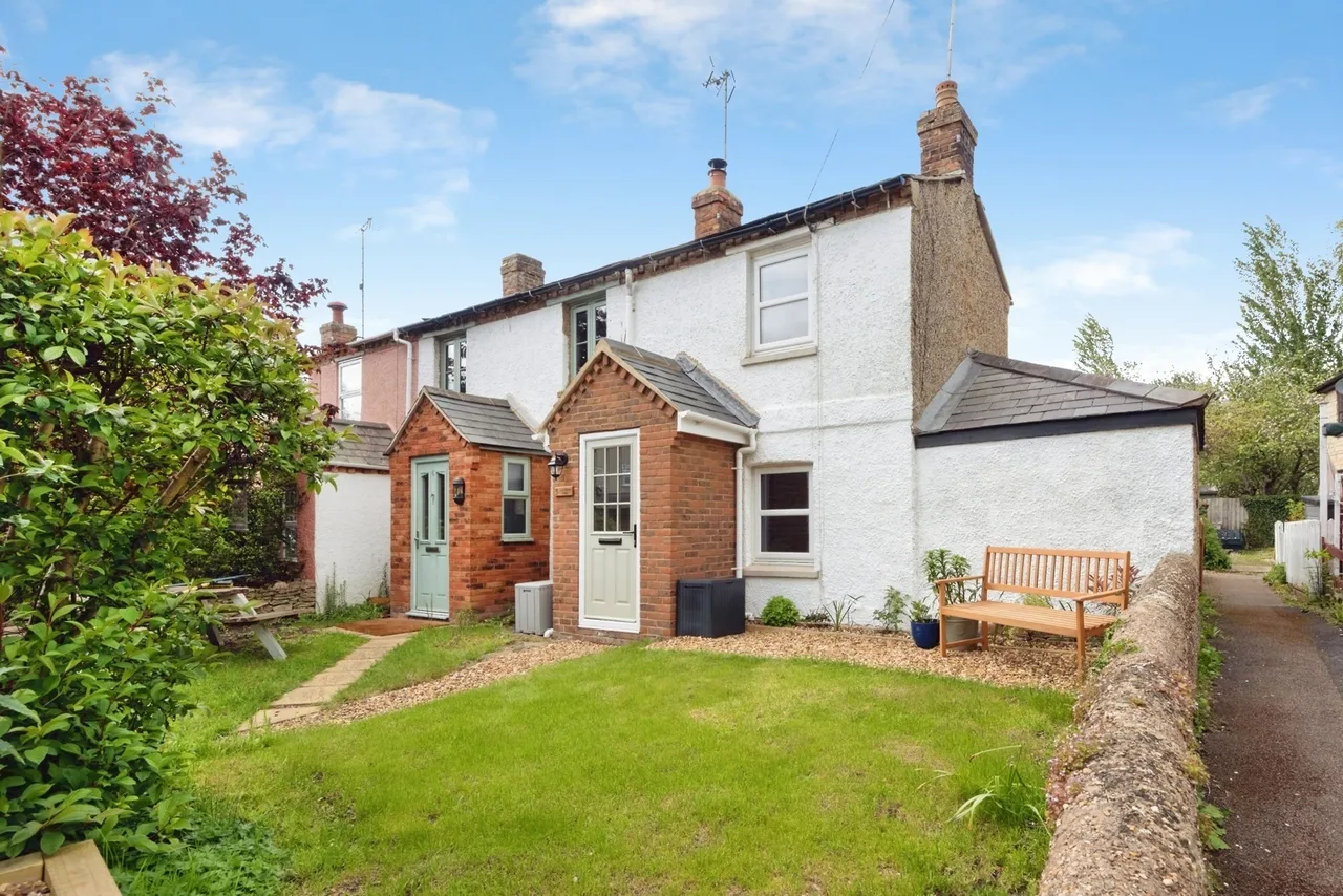 1 bed house for sale — Bridge Street, Thornborough, Buckingham, Buckinghamshire, MK18