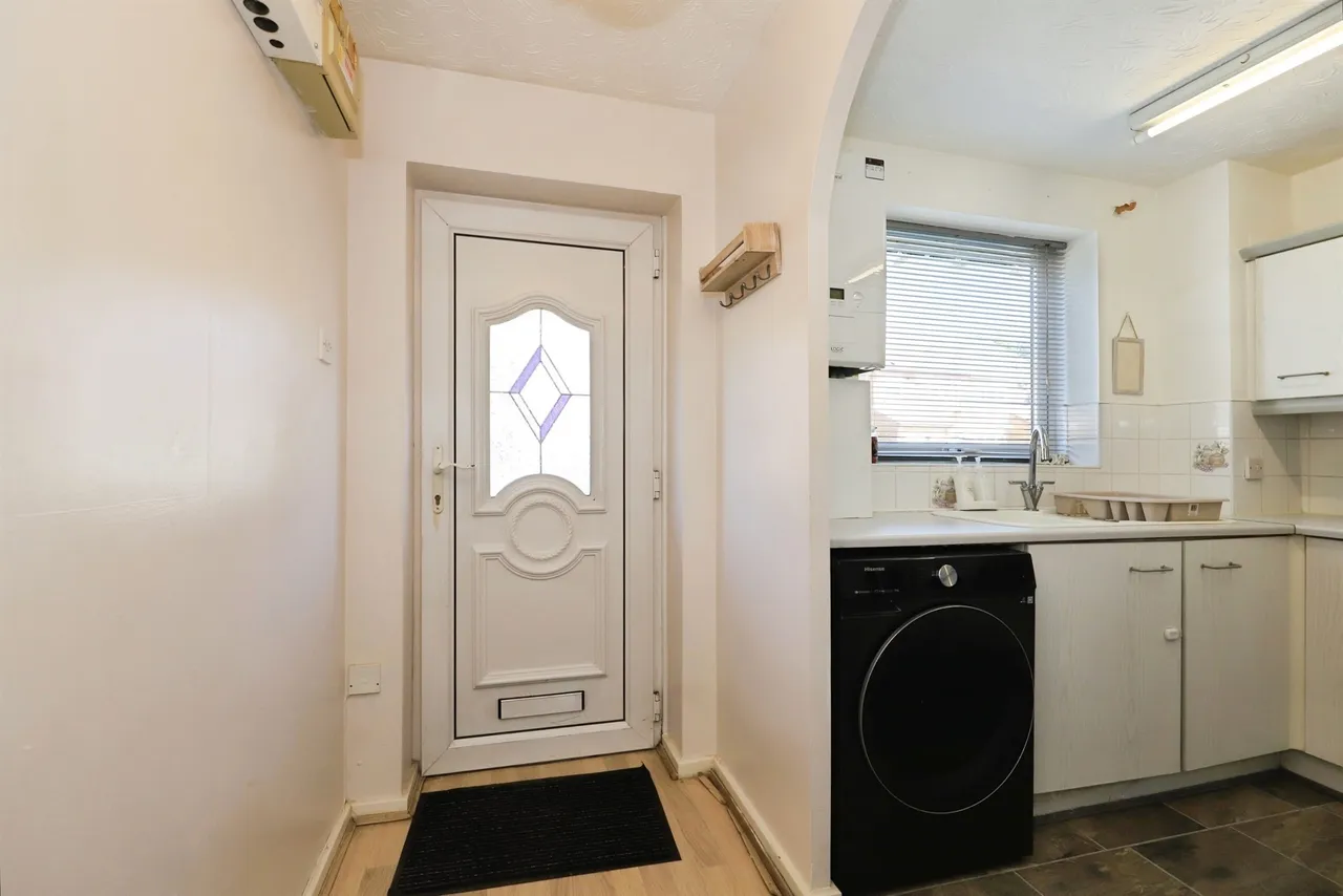 Julie Croft, Bilston, WV14, photo 3