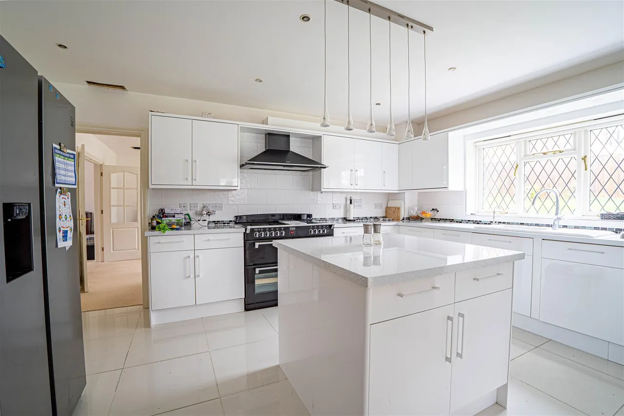 St. Kitts Close, St. Leonards-On-Sea, photo 18