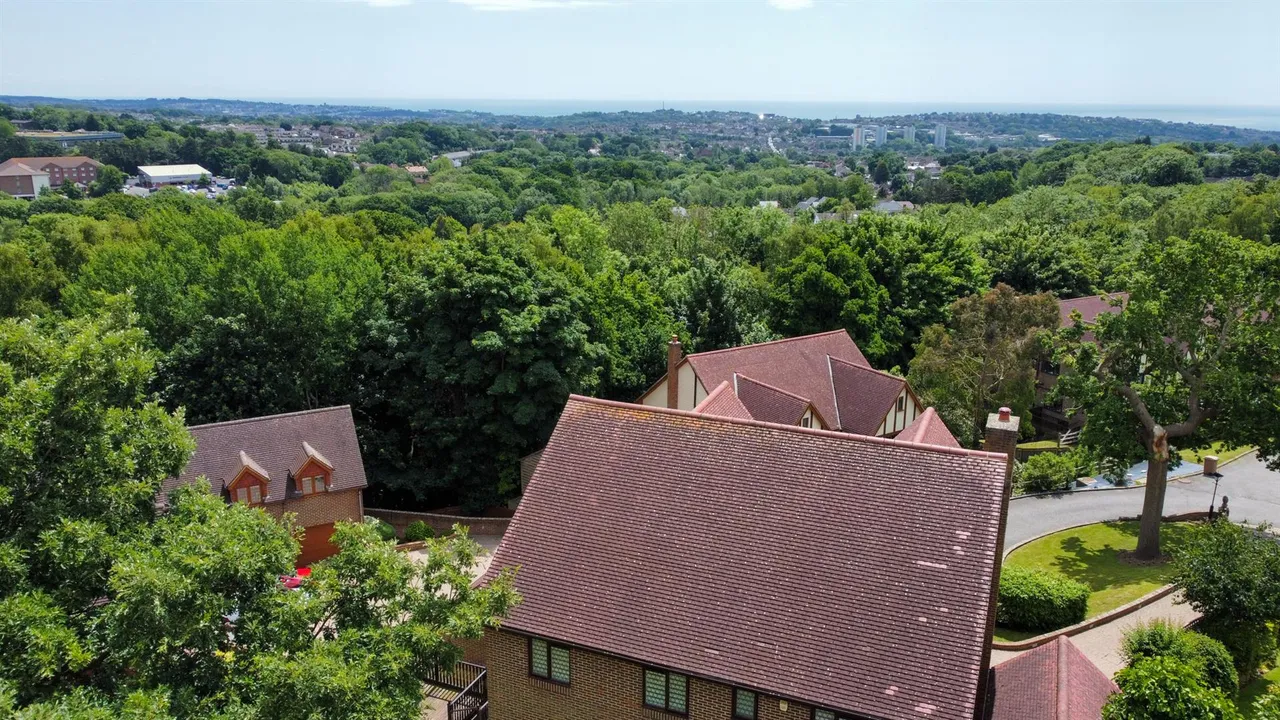 St. Kitts Close, St. Leonards-On-Sea, photo 22