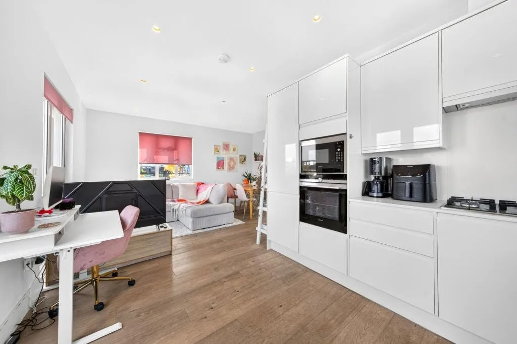 Nightingale Lane, SW12, photo 8