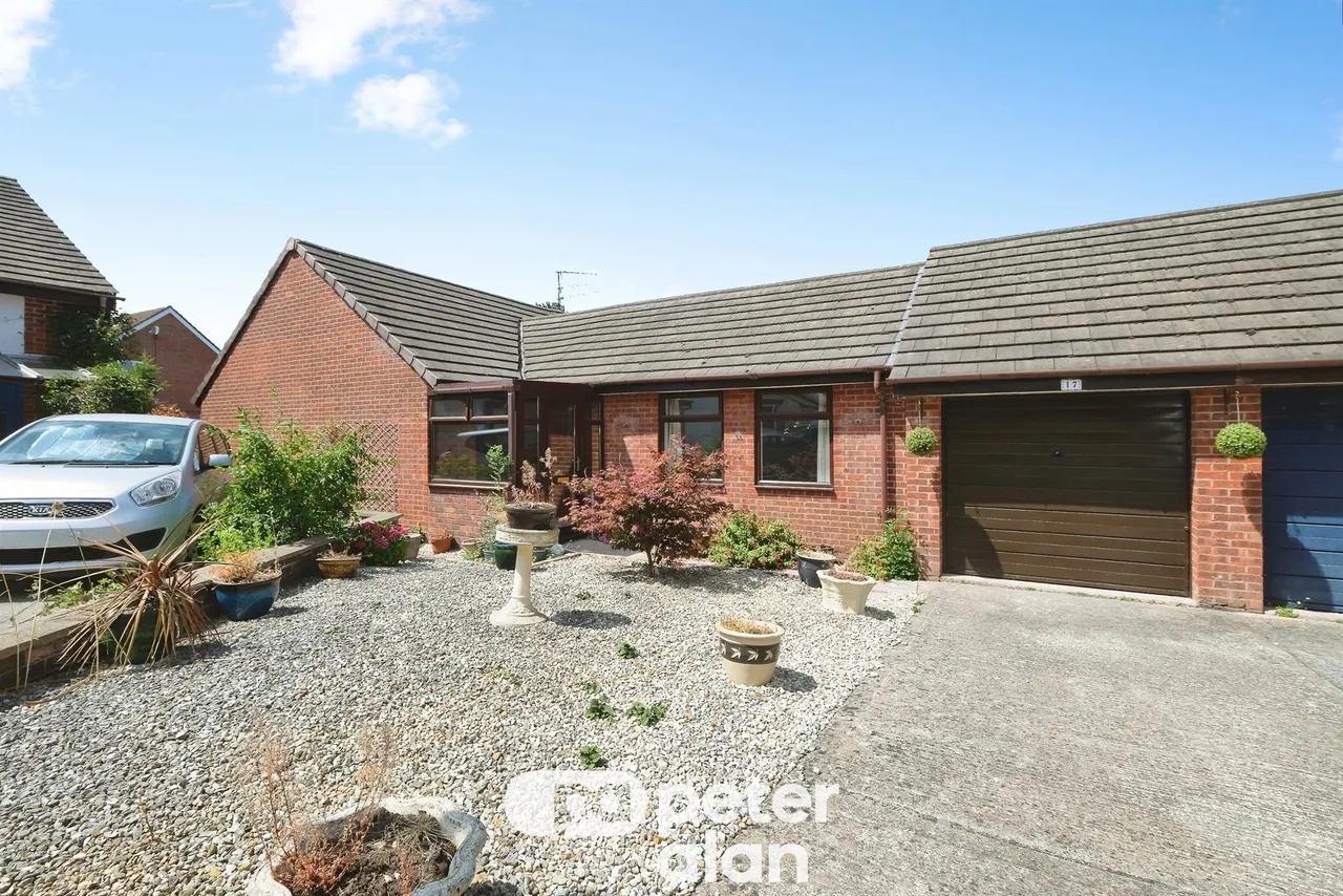 3 bed house for sale, Bolingbroke Close, Monmouth, NP25
