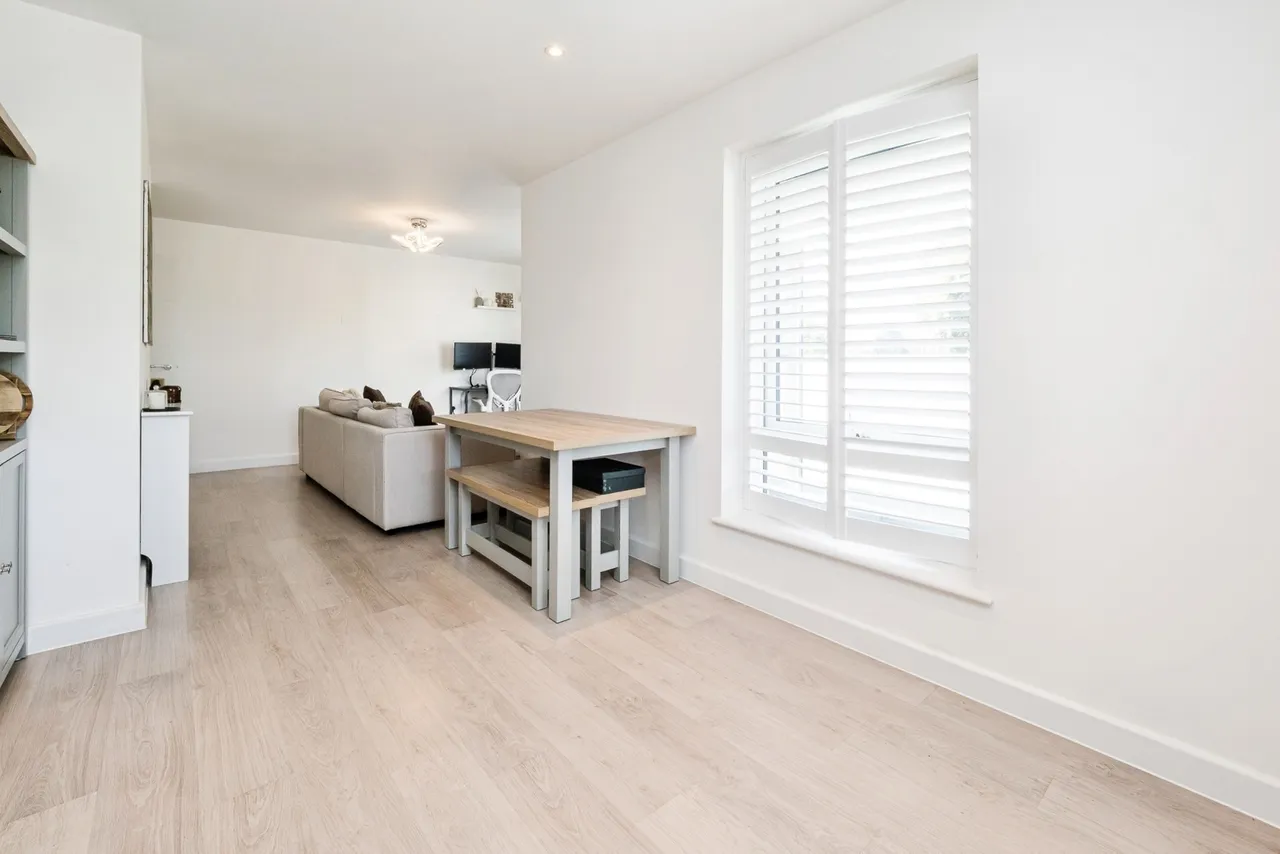 Faringdon Avenue, Romford, RM3, photo 15