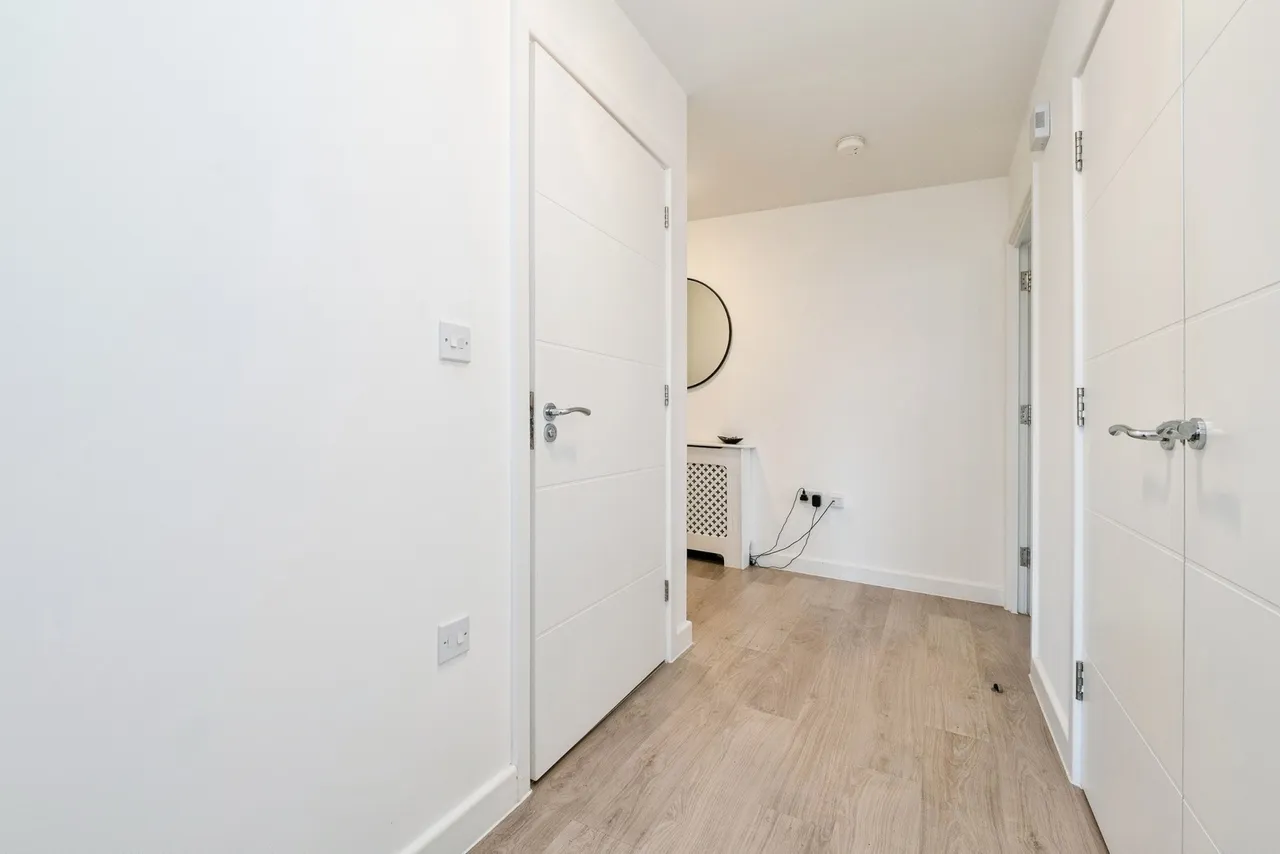 Faringdon Avenue, Romford, RM3, photo 16