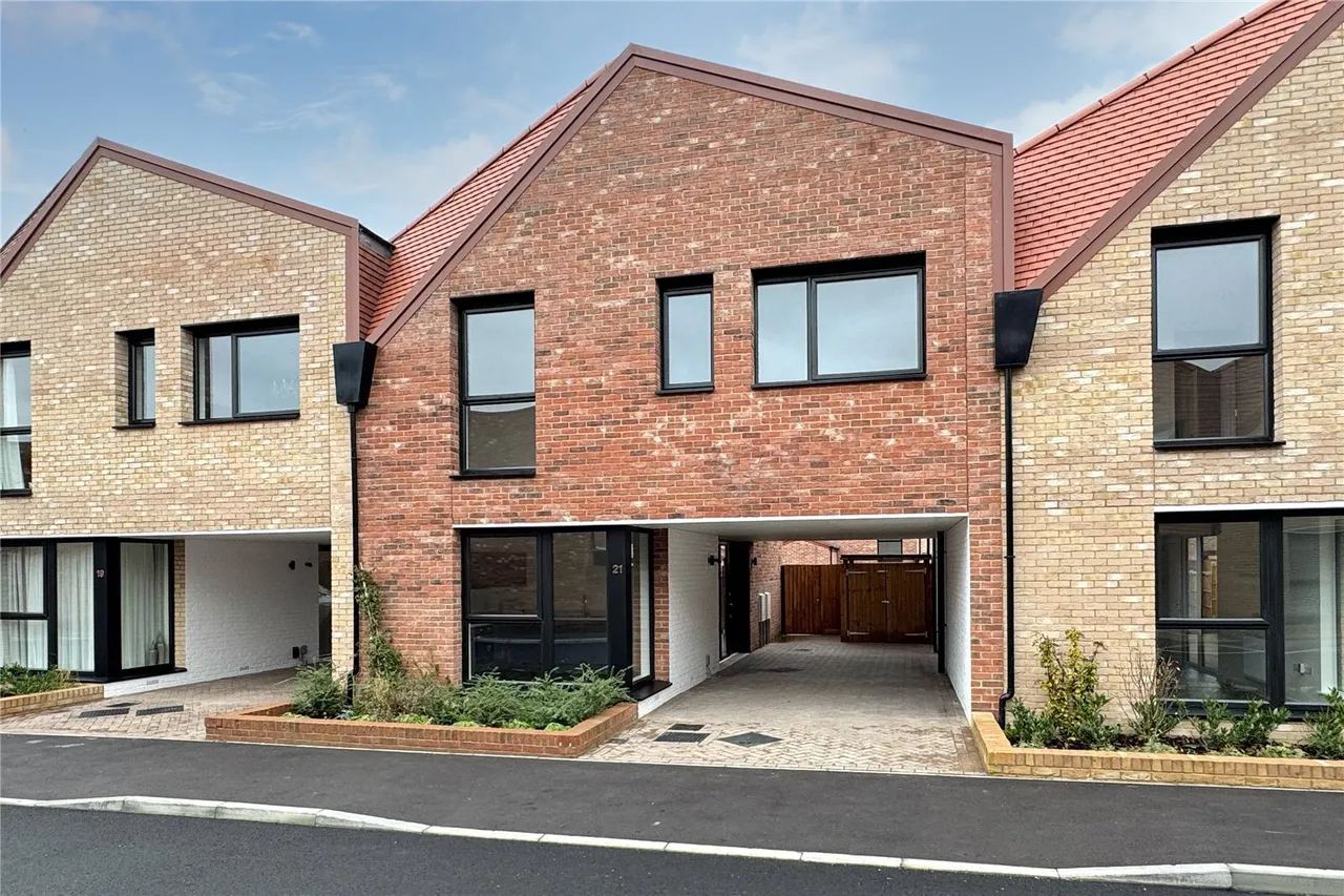 4 bed house for sale — Beechwood, Basildon, Essex, SS14