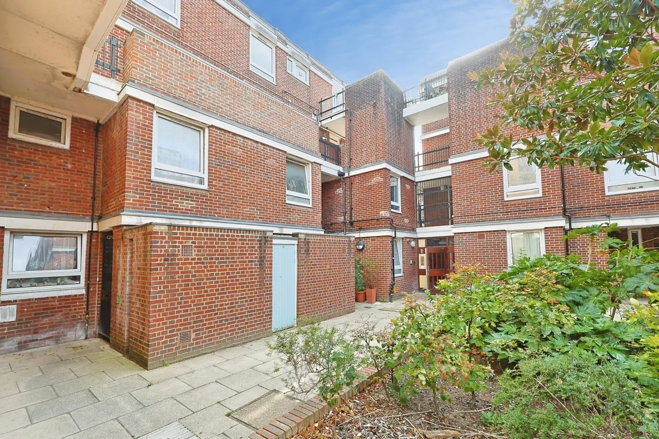 Benham Close, Battersea, SW11, photo 13