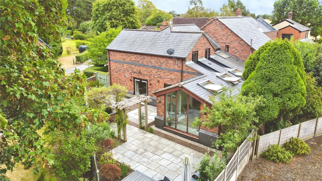 New Lane End, Croft, Warrington, Cheshire, WA3, photo 22