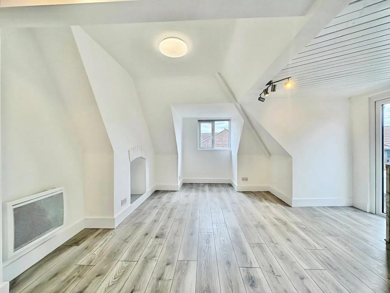 Frimley Road, Camberley, GU15, photo 3