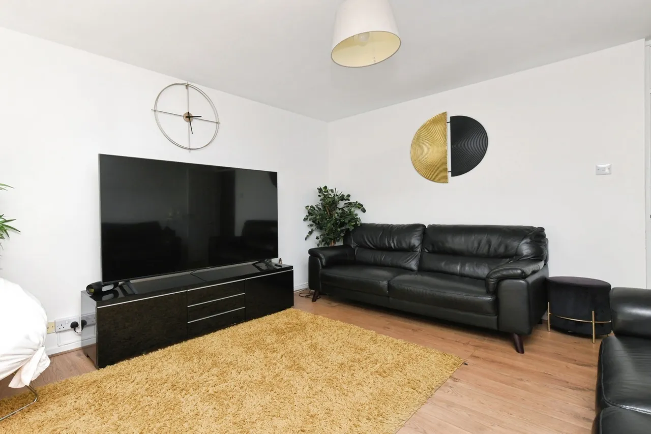 Cameron Close, Warley, Brentwood, Essex, CM14, photo 6