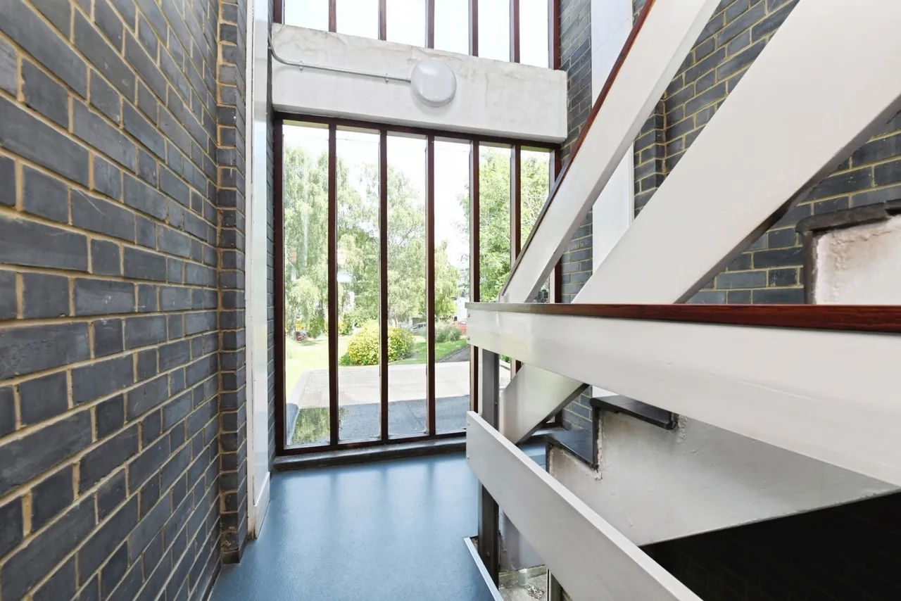 Cameron Close, Warley, Brentwood, Essex, CM14, photo 9