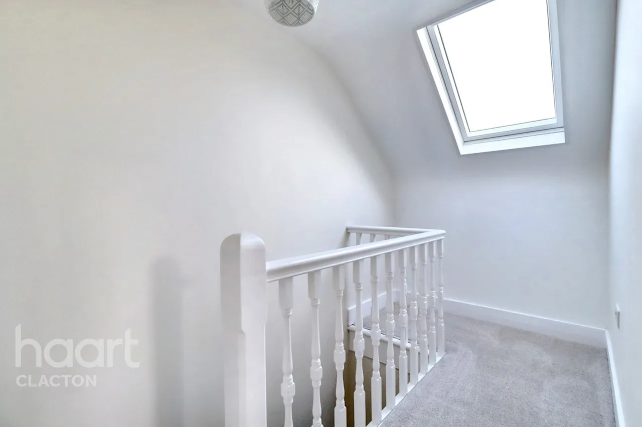 Hayes Road, Clacton-On-Sea, CO15, photo 15