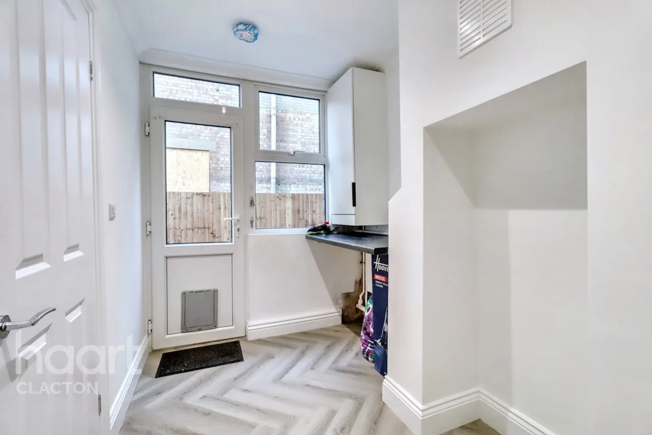 Hayes Road, Clacton-On-Sea, CO15, photo 6