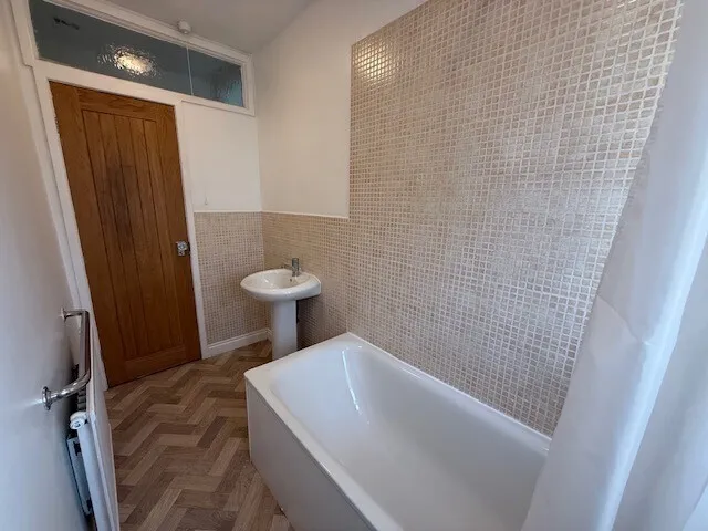 Otley Road, Killinghall, HARROGATE, photo 9