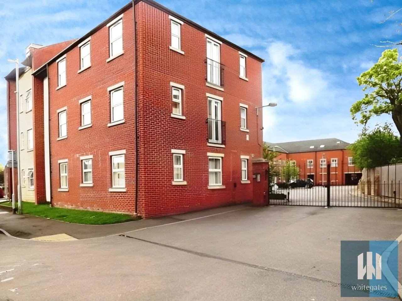 Ashdown Court, Knottingley, WF11, photo 8