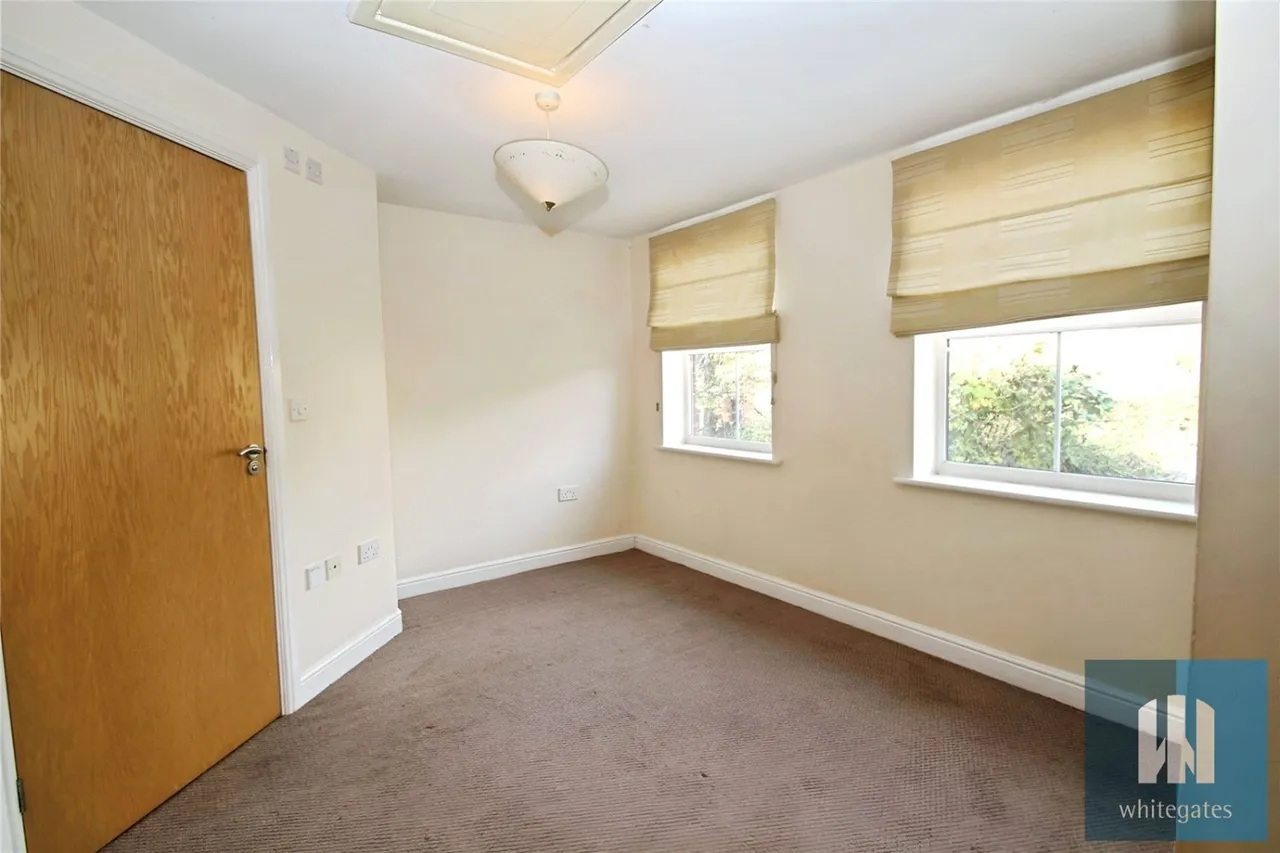 Ashdown Court, Knottingley, WF11, photo 4