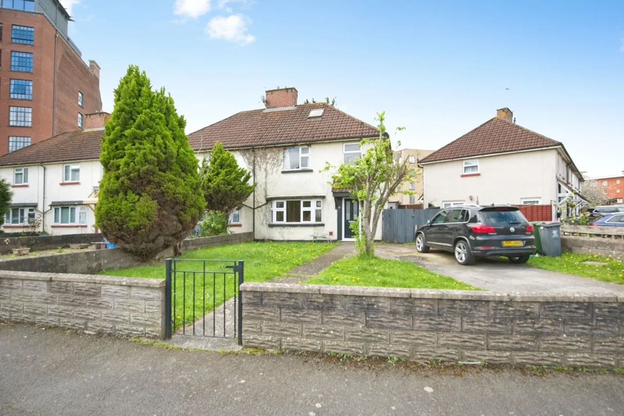 West Close, Cardiff, CF10, photo 20