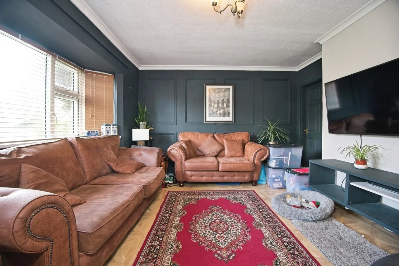 West Close, Cardiff, CF10, photo 4