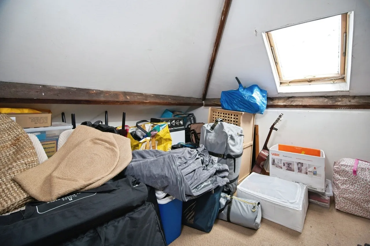 West Close, Cardiff, CF10, photo 12
