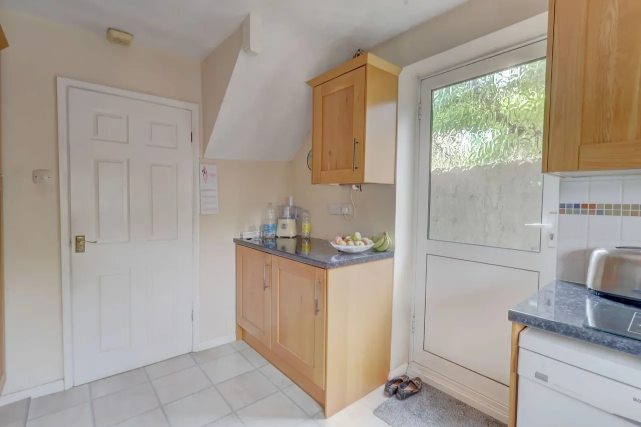 Dorrells Road, Princes Risborough, HP27, photo 6