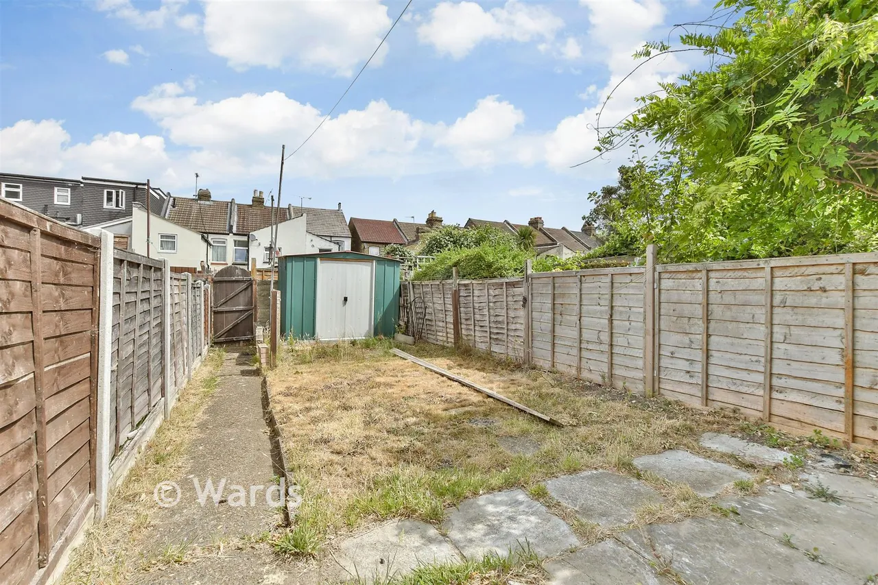 Livingstone Road, Gillingham, ME7, photo 2