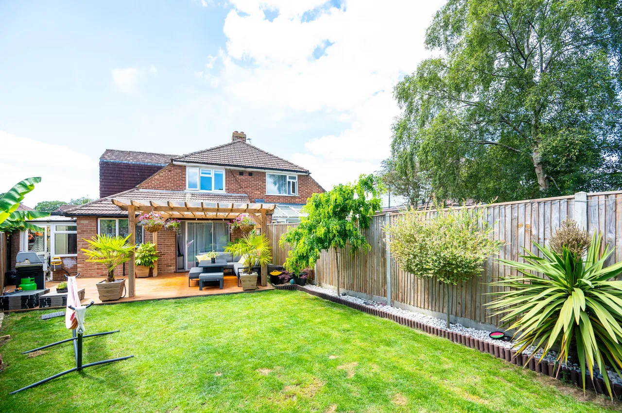 9 Saffron Platt, Guildford, photo 6