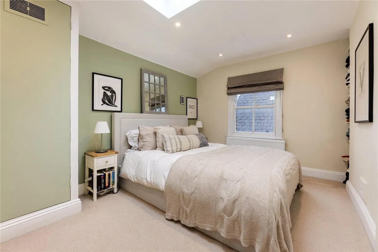 Smiths Yard, London, SW18, photo 6
