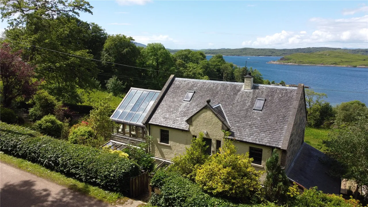 4 bed house for sale — Craobh Haven, Lochgilphead, Argyll and Bute, PA31 8UU