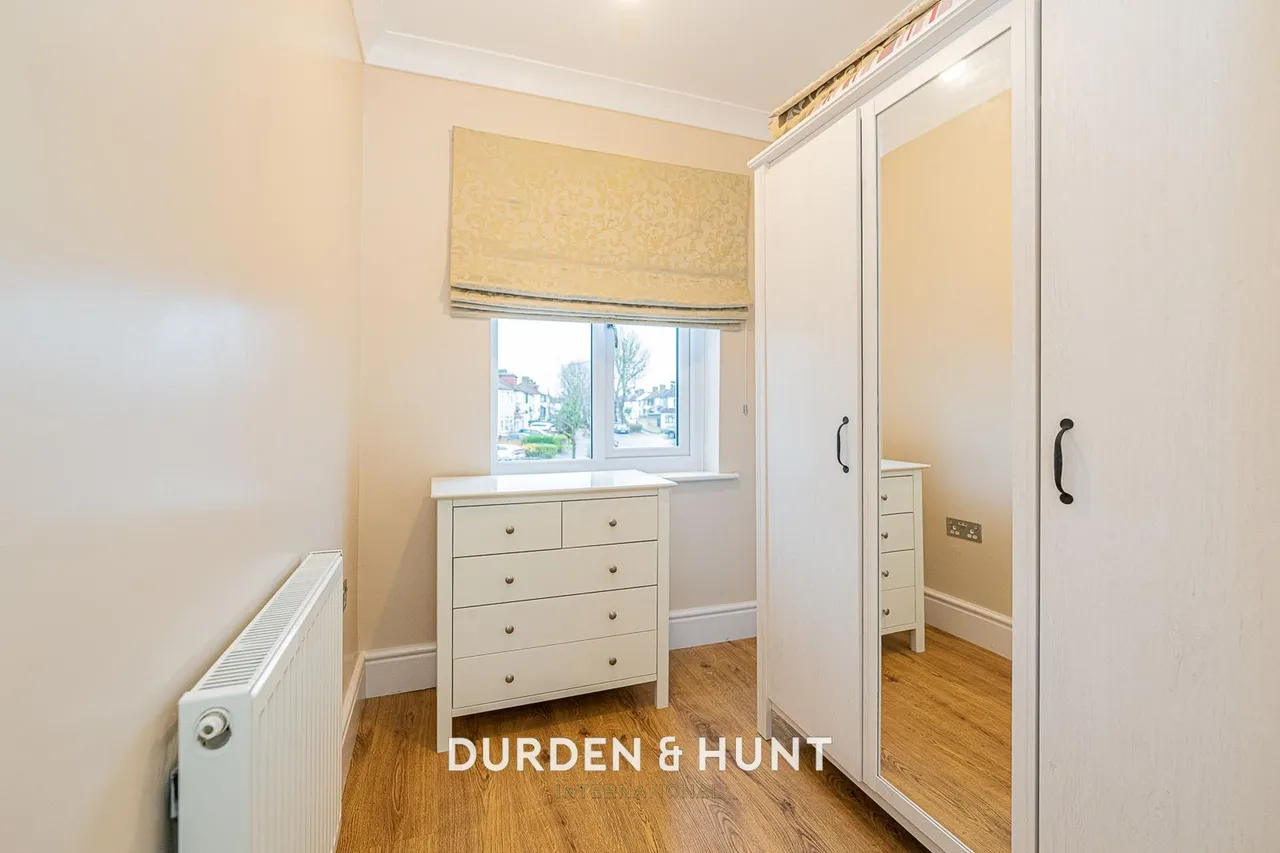 Shelley Avenue, Hornchurch, RM12, photo 17