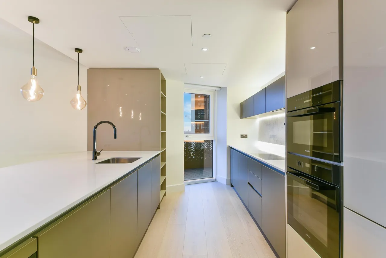 Cascade Way, W12, photo 4