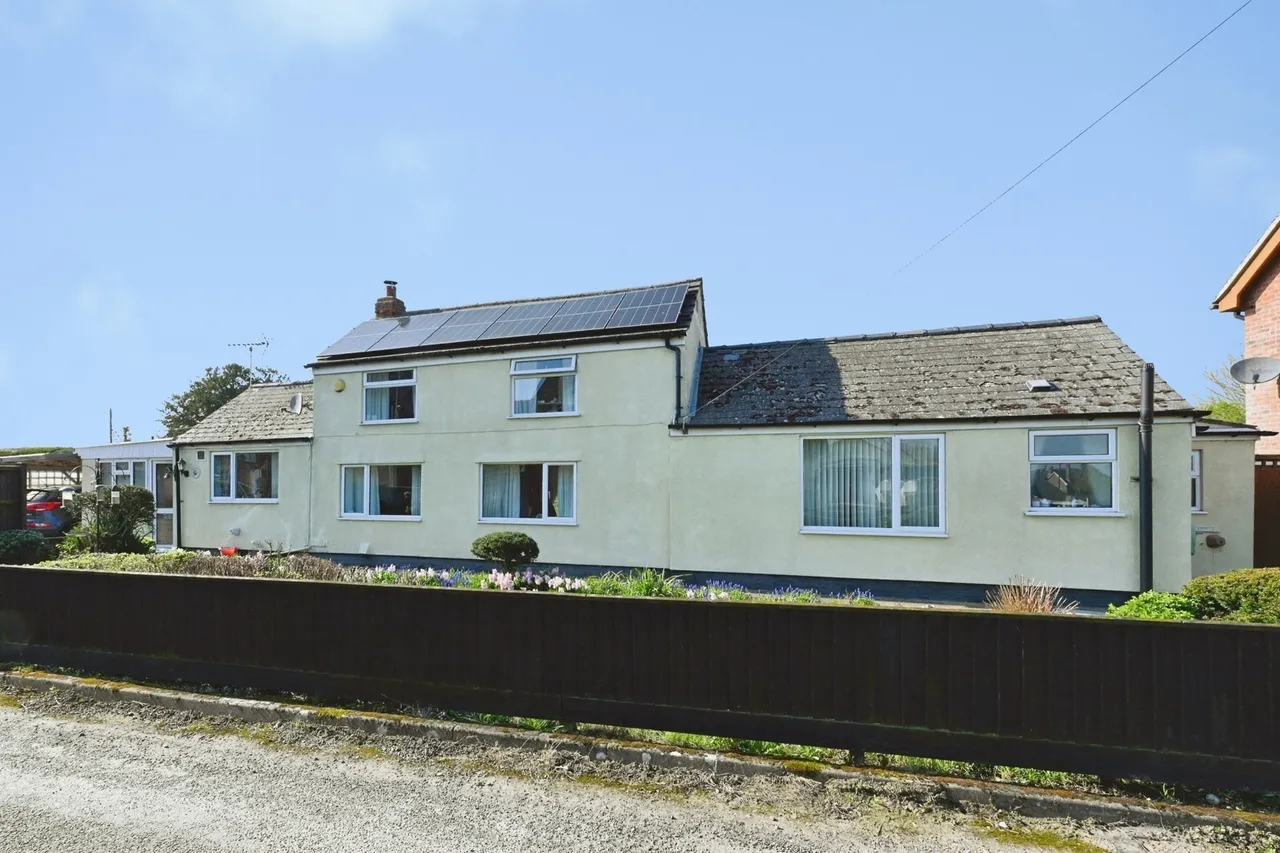 Workhouse Lane, Upwell, Wisbech, Norfolk, PE14, photo 21