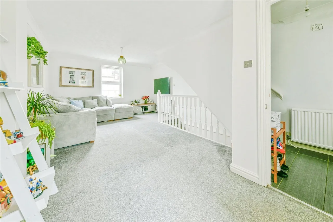 The Maltings, Walkern, Stevenage, Hertfordshire, SG2, photo 2