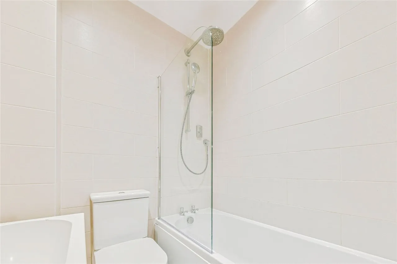 The Maltings, Walkern, Stevenage, Hertfordshire, SG2, photo 15