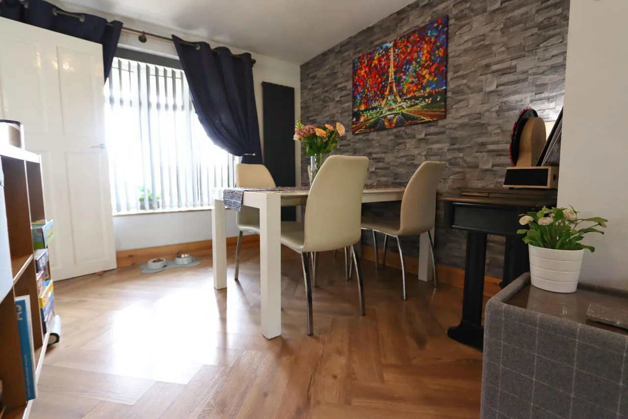 Cambridge Avenue, Corby, NN17, photo 8
