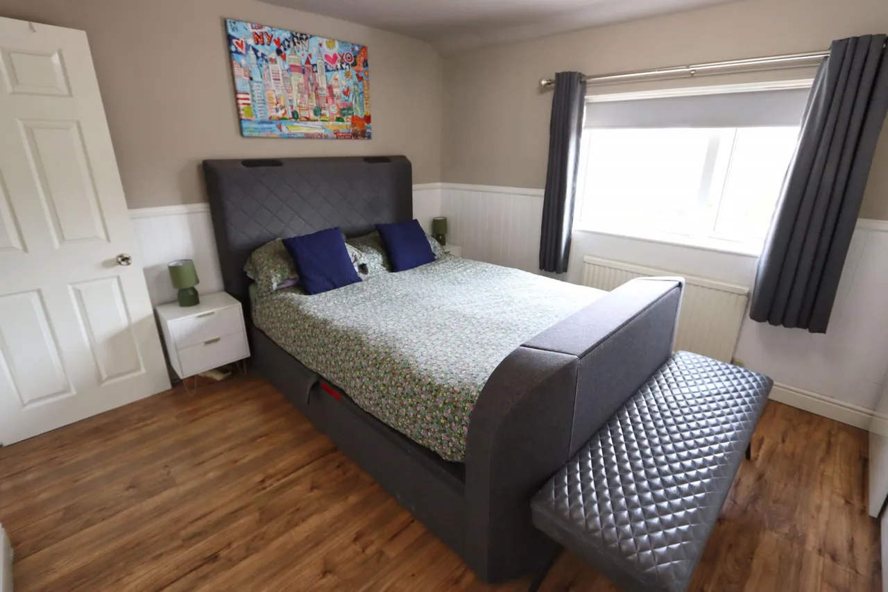 Cambridge Avenue, Corby, NN17, photo 5