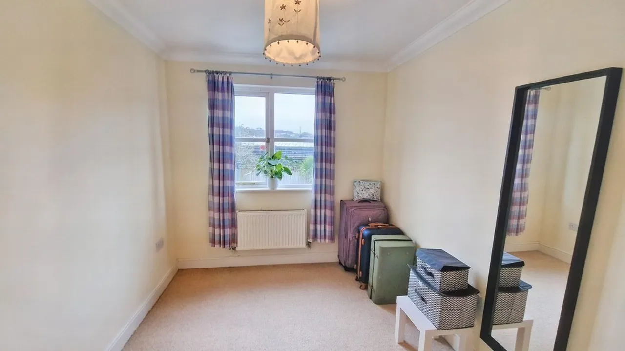 The Walled Garden, TR10, photo 6