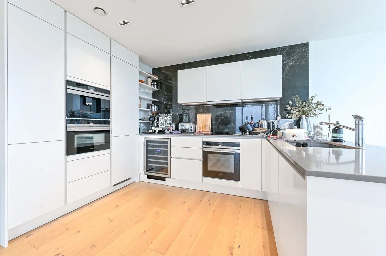 139 Skyline Apartments, Devan Grove, London, photo 8