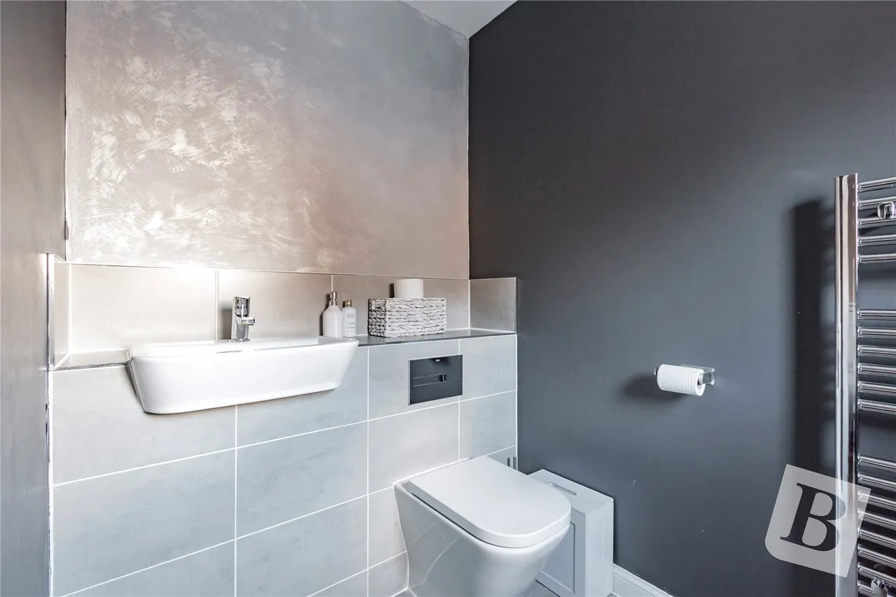 South Ockendon, RM15, photo 4
