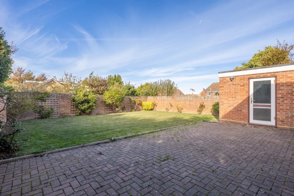 Verona Gardens, Gravesend, DA12, photo 16