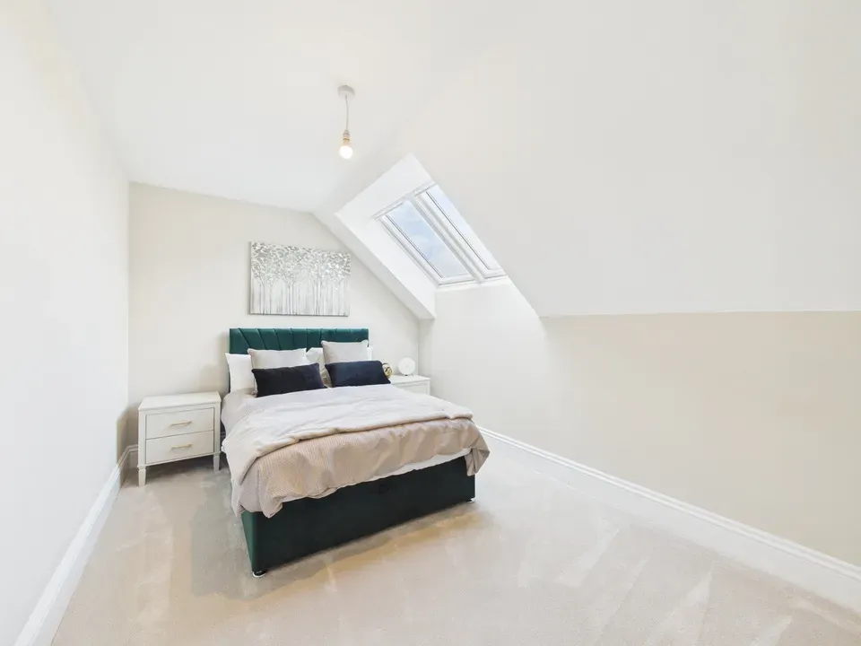 4 bed for sale in Coolhurst Close, Monks Gate, Horsham, West Sussex, photo 12
